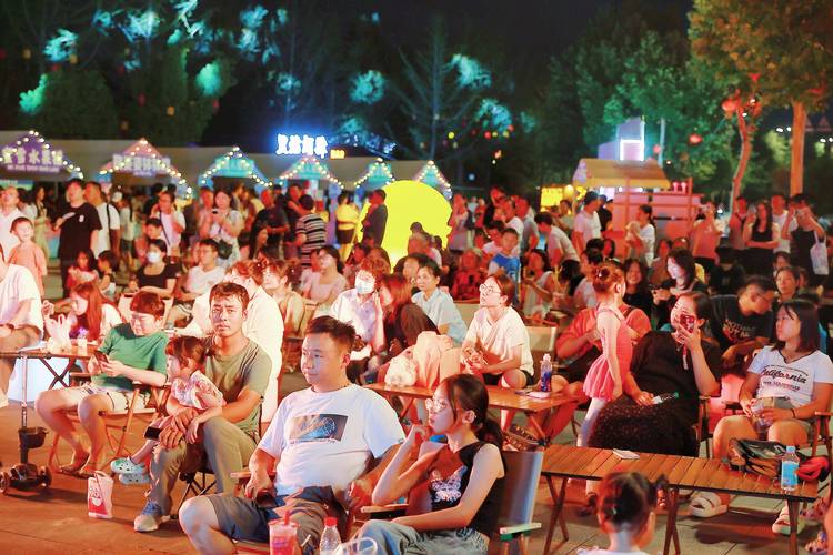 夏日狂欢夜，趣味互动游戏大放送！让您的晚会更加精彩纷呈！